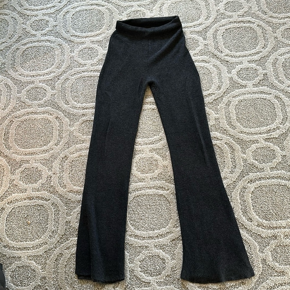 Le Ore sweater wide leg pants